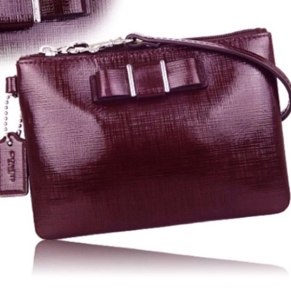 Coach Handbags - Coach Darcy Bow Small Coin Wristlet Sherry